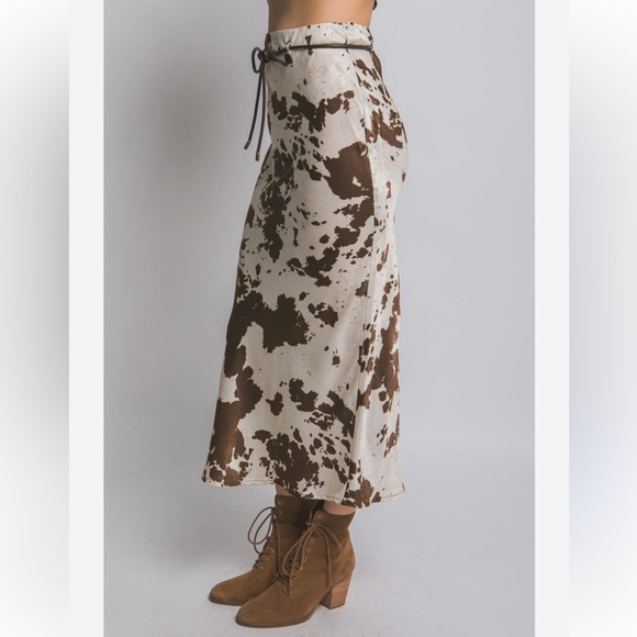 Chic Brown and Cream Satin Patterned Cow print Midi Skirt - Picture 2 of 5